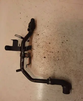 Volkswagen PASSAT B5 Engine coolant pipe/hose
