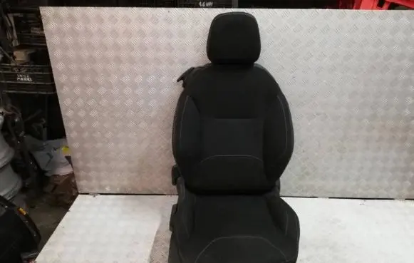 Citroen DS3 Front driver seat rail 