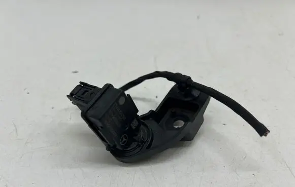 Mercedes-Benz GLA H247 Air quality sensor A0009054807