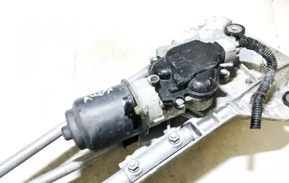Nissan X-Trail T30 Wiper motor