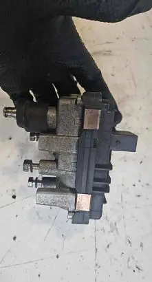 BMW 3 E90 E91 Turbine electric control actuator 4933519400 6NW01809902