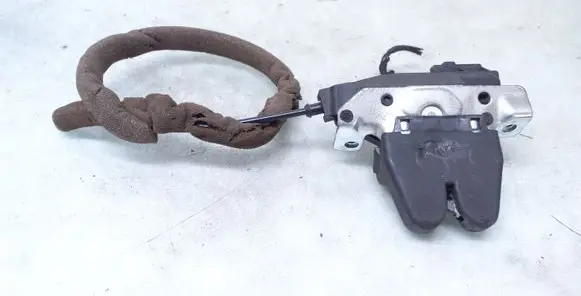 Mercedes-Benz CLS C218 X218 Tailgate/trunk/boot lock/catch/latch A2047500185