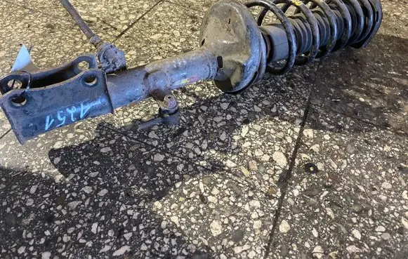 Toyota Avensis T270 Rear shock absorber/damper