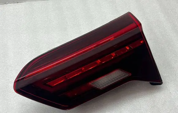 Volkswagen T-Roc Tailgate rear/tail lights 2GA945094C