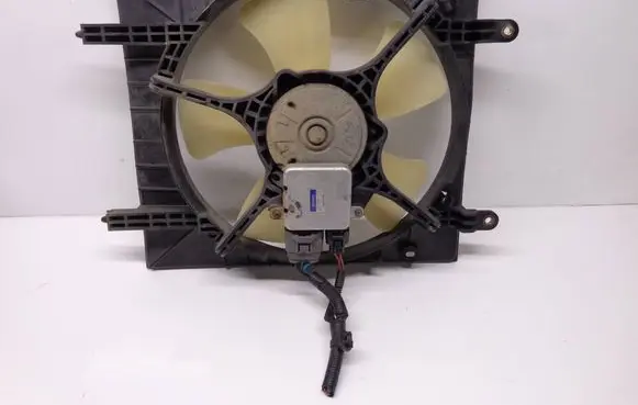 Mitsubishi Pajero Pinin Electric radiator cooling fan 499300-3120