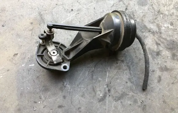 Audi A6 S6 C5 4B Vacuum valve 2900301279 2900301919