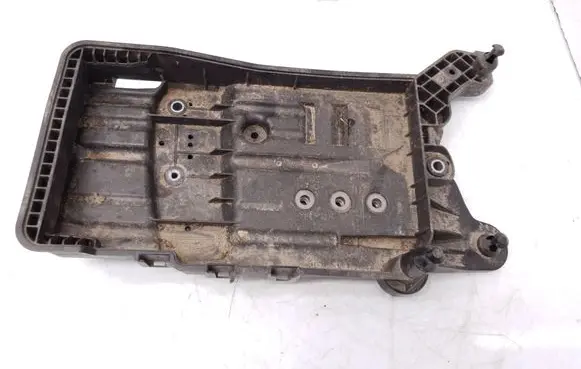 Volkswagen Touran III Battery tray 5QF915325B 5QF915331C