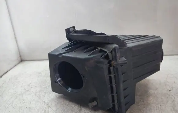 Land Rover Discovery Sport Air filter box GJ329600AD