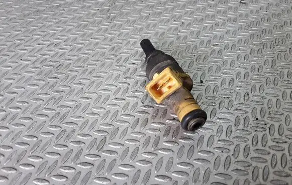 KIA Rio Fuel injector 0K30E13250