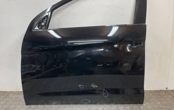 Mitsubishi ASX Front door 