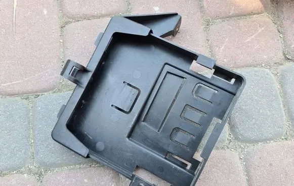Opel Insignia B Other engine bay part 84190615