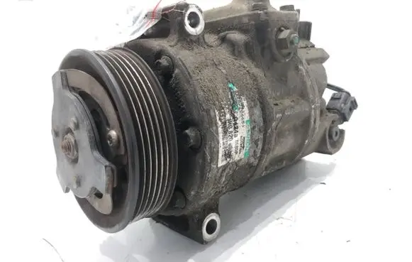 Volkswagen PASSAT B6 Air conditioning (A/C) compressor (pump) 1K0820803S