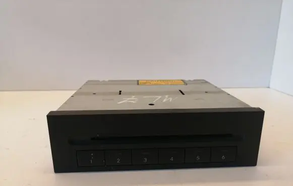Mercedes-Benz ML W164 CD/DVD changer A2118706189