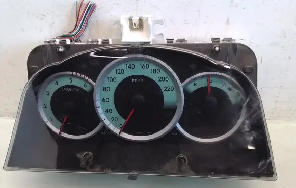Toyota Corolla Verso E121 Speedometer (instrument cluster) 838000F060L