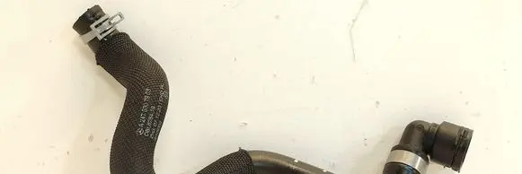 Engine coolant pipe/hose