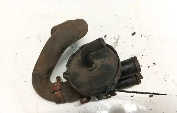 Opel Omega B1 Coolant heater control valve 90457649 90457666