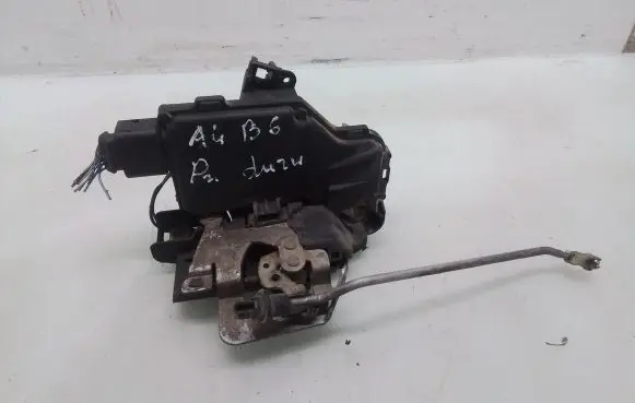 Audi A4 S4 B6 8E 8H Front door lock