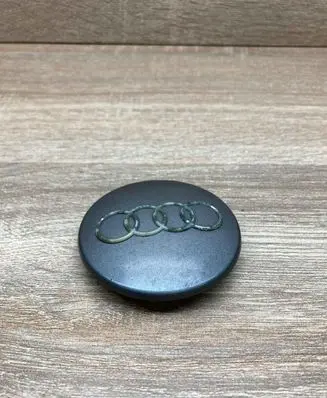 Audi A6 S6 C5 4B Original wheel cap 8D0601170