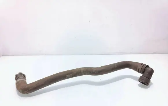 Ford Focus Engine coolant pipe/hose AV6118K582DC