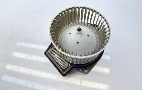 Subaru Forester SG Heater fan/blower