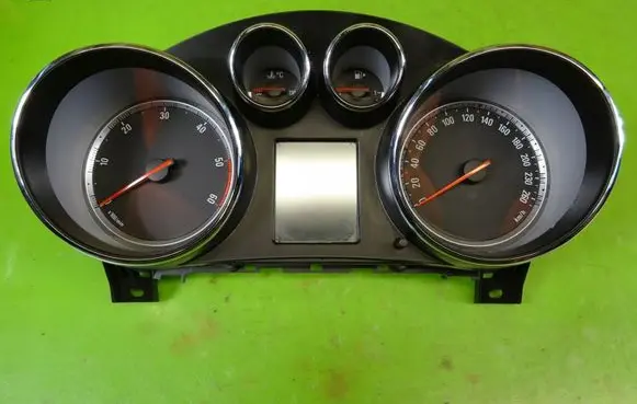 Opel Insignia A Speedometer (instrument cluster) 12844138