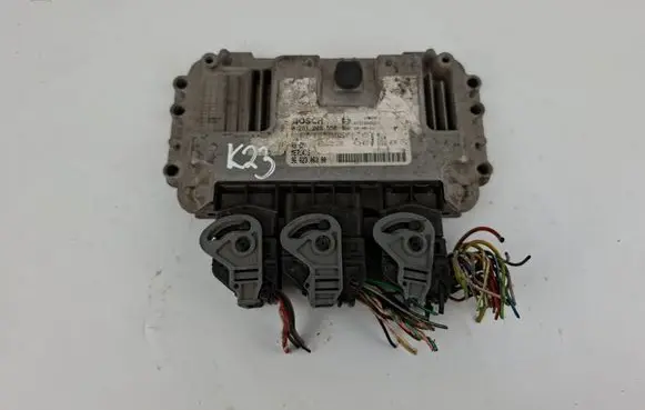 Peugeot 307 Engine control unit/module 9662306380 0261208558