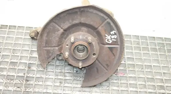Ford Kuga I Rear wheel hub