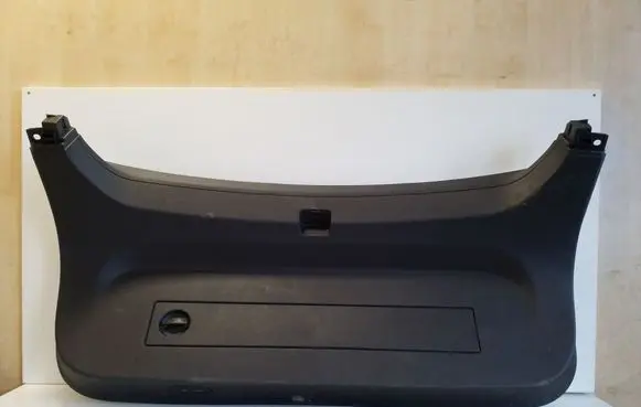 BMW i4 Tailgate/boot lid cover trim 7487589