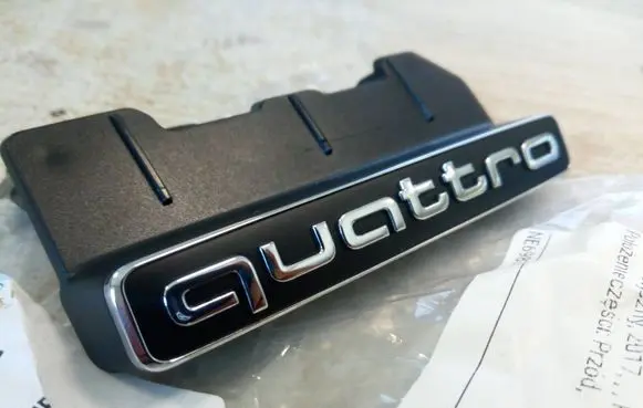 Audi Q5 SQ5 FY Manufacturer badge logo/emblem 80A853736D NE69832