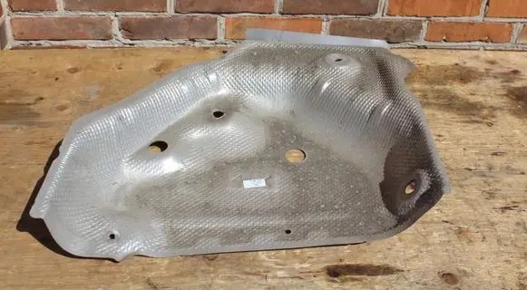 Lexus UX Exhaust heat shield 