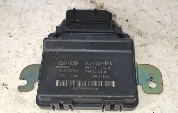 Hyundai i40 Hand brake control module 597903Z500 EP80010400 01084800