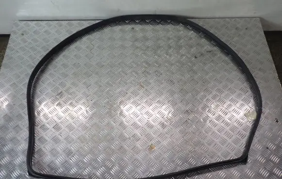 KIA Sportage Rubber seal rear door 
