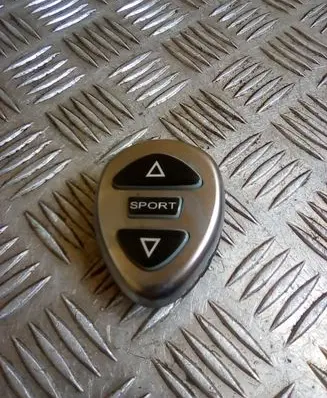 Citroen C5 Suspension ride height/mode switch 9633261277