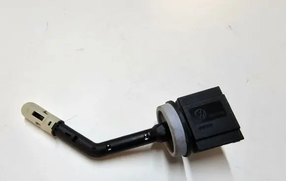 Volkswagen PASSAT B7 USA Interior temperature sensor 1K0907543H
