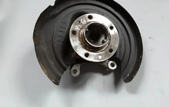 Opel Grandland X Rear wheel hub 9829261780