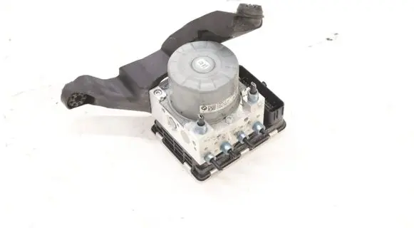 BMW 1 F40 Master brake cylinder 5A0A830