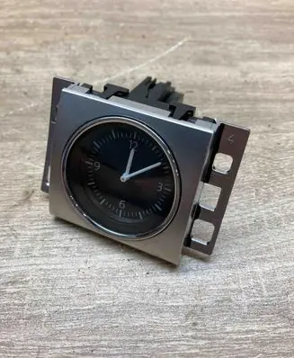 Volkswagen PASSAT CC Clock 3AA919204A 1948189