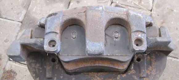 Mercedes-Benz R W251 Front brake caliper