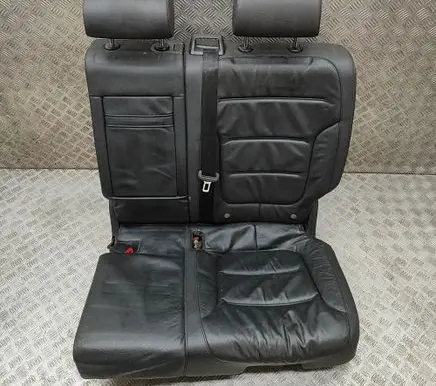 Volkswagen Touareg II Rear seat 7P6885405FP 7P6885805KS