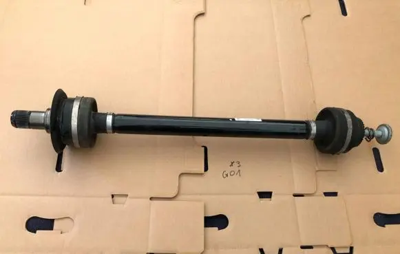 BMW X4M F98 Rear driveshaft 7847411