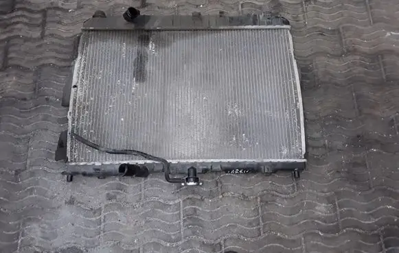 KIA Carens I Coolant radiator NOCODE