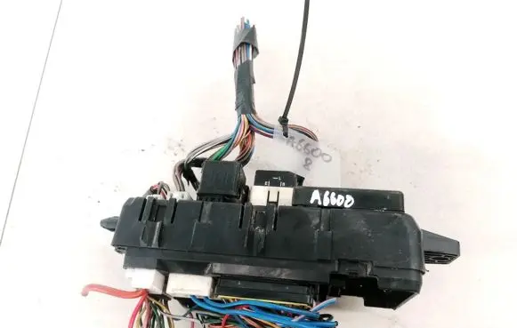 Volvo S40, V40 Fuse box set 30865169