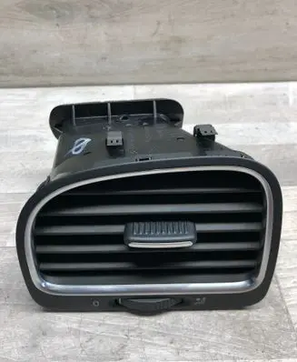 Volkswagen Golf VI Dashboard side air vent grill/cover trim 5K0819703 5K0819709