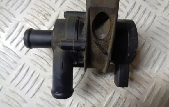 Skoda Yeti (5L) Electric auxiliary coolant/water pump 1K0965561L