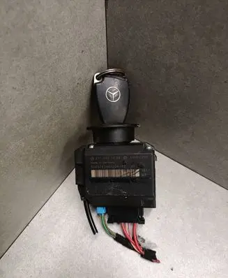 Mercedes-Benz E W211 Ignition lock 2115451408 33002209 5005765480206192