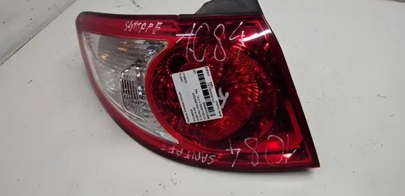 Hyundai Santa Fe Rear/tail lights 924012B0