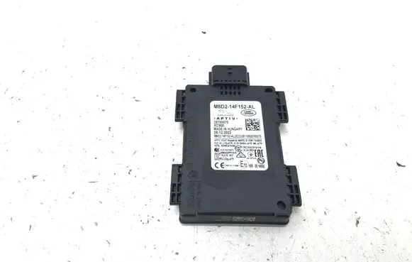 Jaguar E-Pace Blind spot module M8D214F152AL 28785570