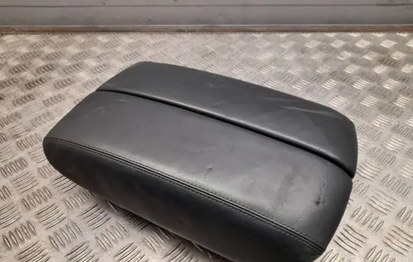 Audi A8 S8 D4 4H Armrest