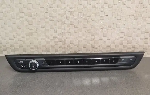BMW 1 F40 Sound control switch 7949339