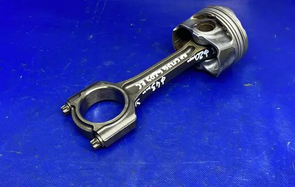 Ford Focus Piston with connecting rod CM5G6205EC RFCM5G6205EC CM5GFC